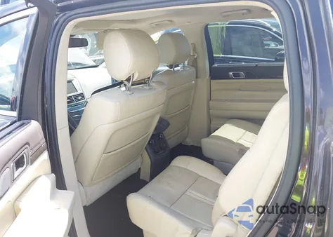 2014 Lincoln Mkt Ecoboost z USA, uszkodzony, nr VIN 2LMHJ5AT9EBL53512